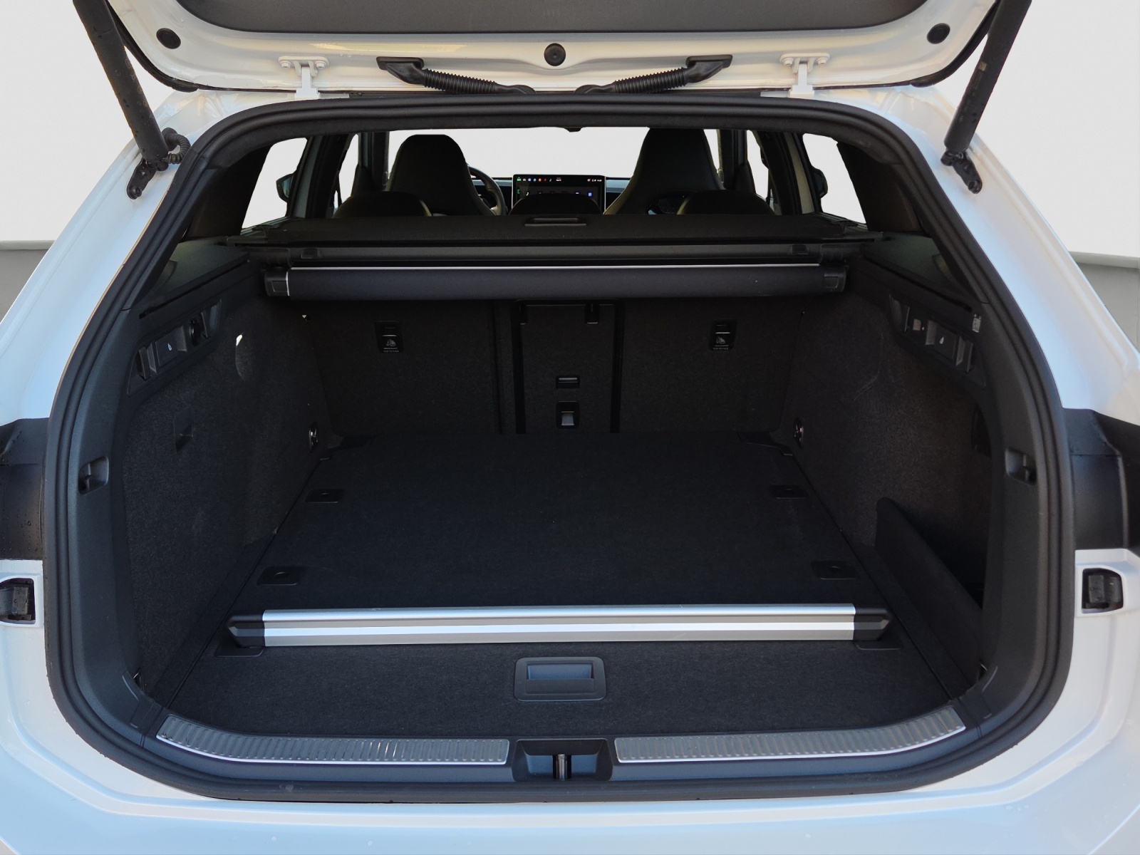VW Passat Variant 2.0 TDI evo R-Line 4 Motion DSG-image-9