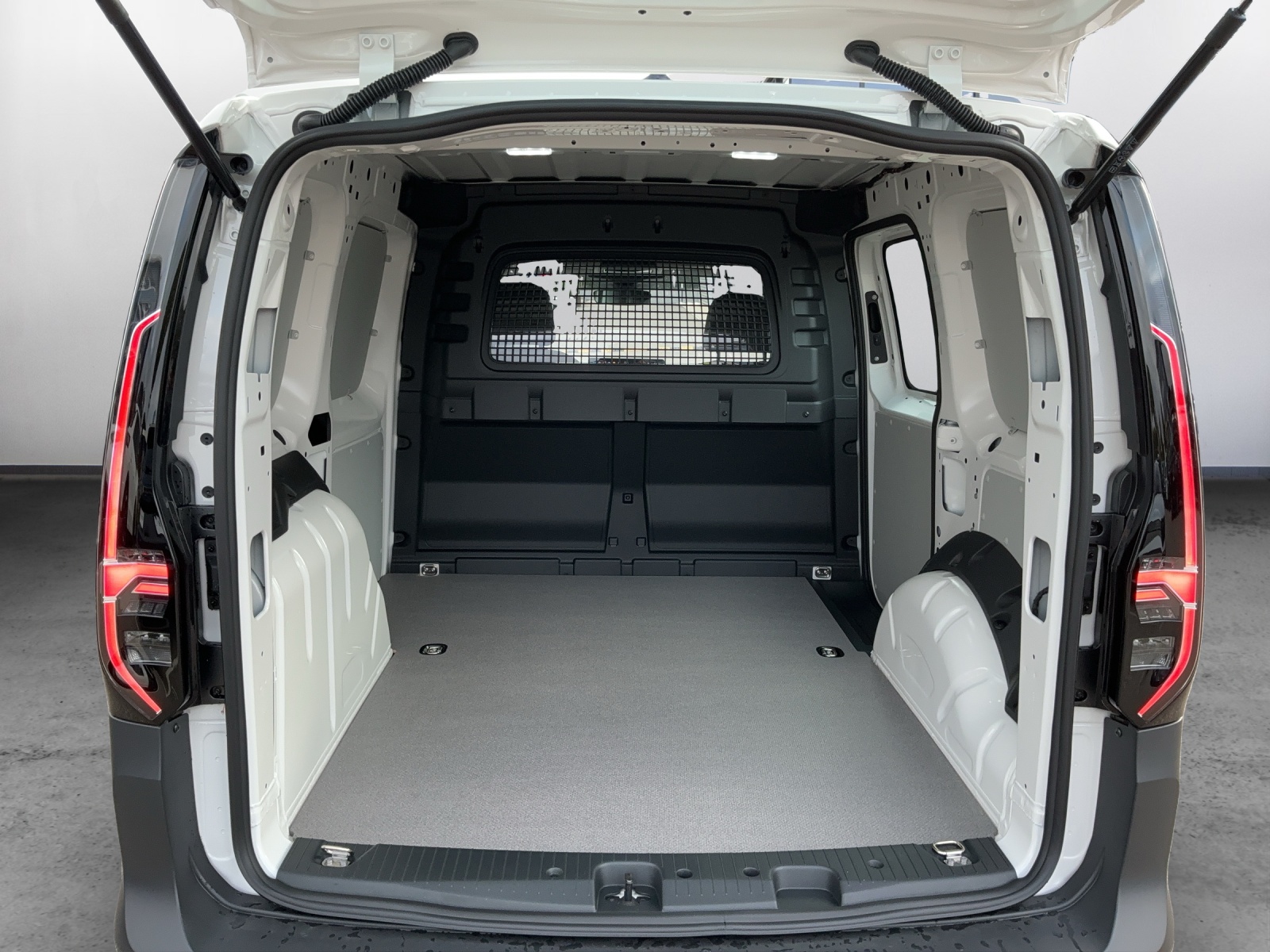 VW Caddy Cargo 1.5 TSI Entry DSG-image-9