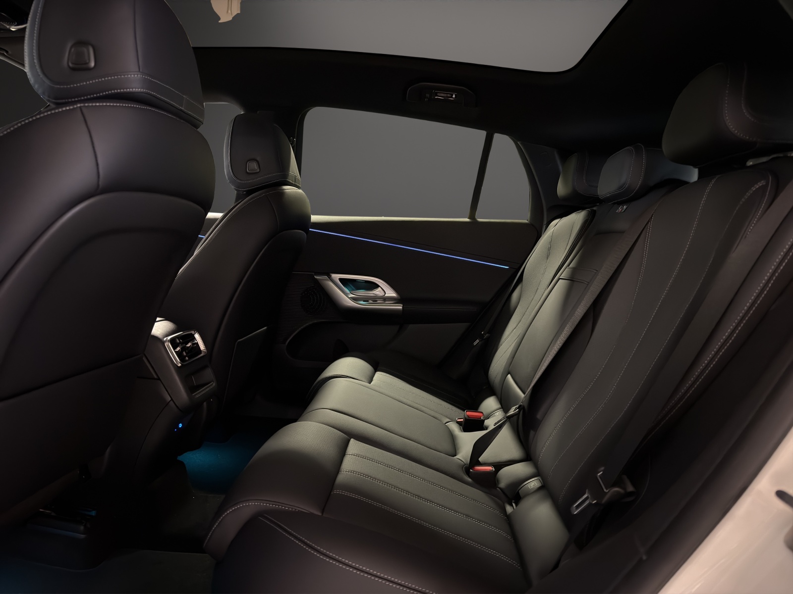 MERCEDES-BENZ GLC 400 4MATIC 94 kWh EQ-image-8