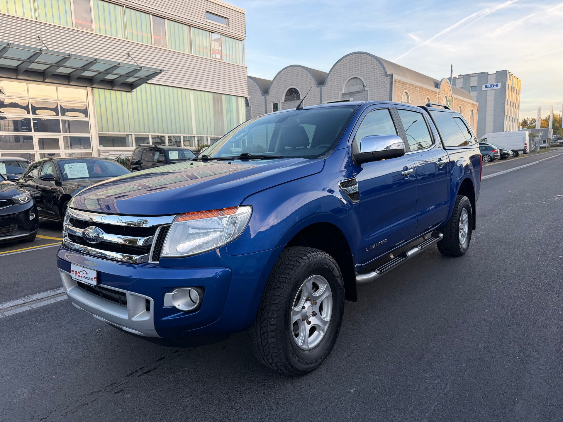 FORD Ranger Wildtrak 3.2 TDCi 4x4 A-image-1