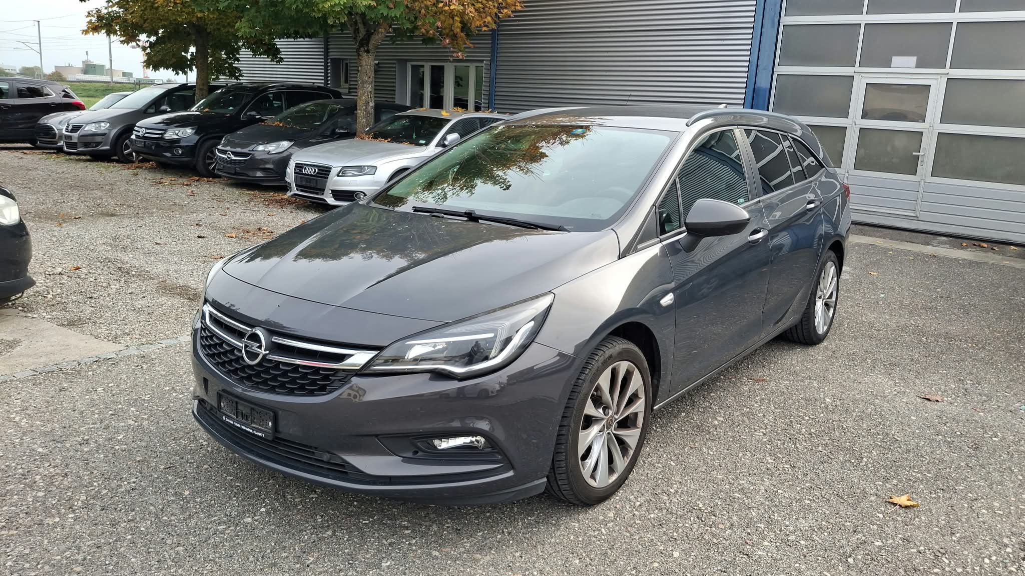 Car photo