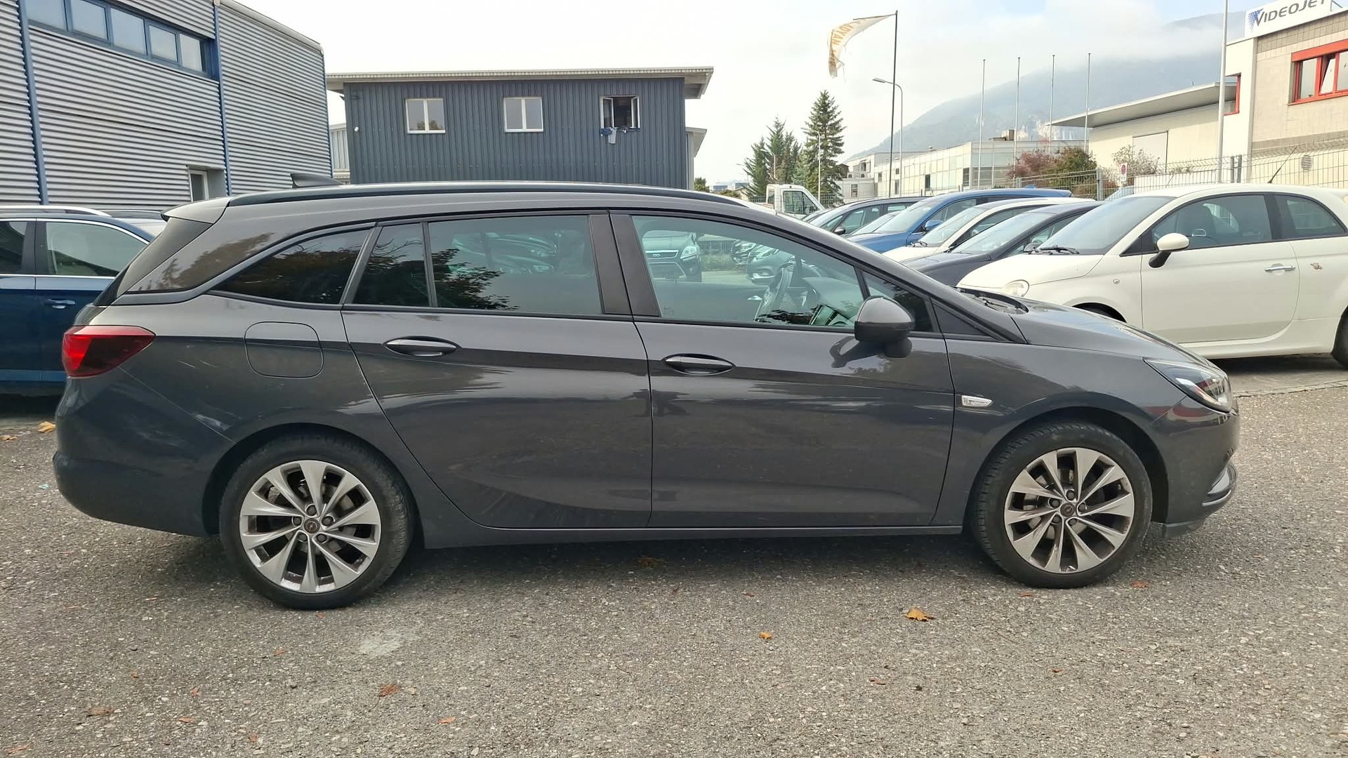 OPEL Astra Sports Tourer 1.4i Turbo Dynamic Automatic-image-4