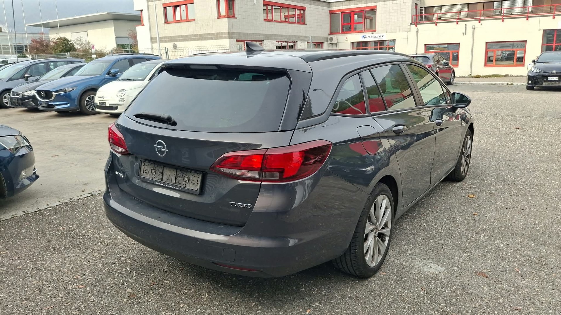 OPEL Astra Sports Tourer 1.4i Turbo Dynamic Automatic-image-3