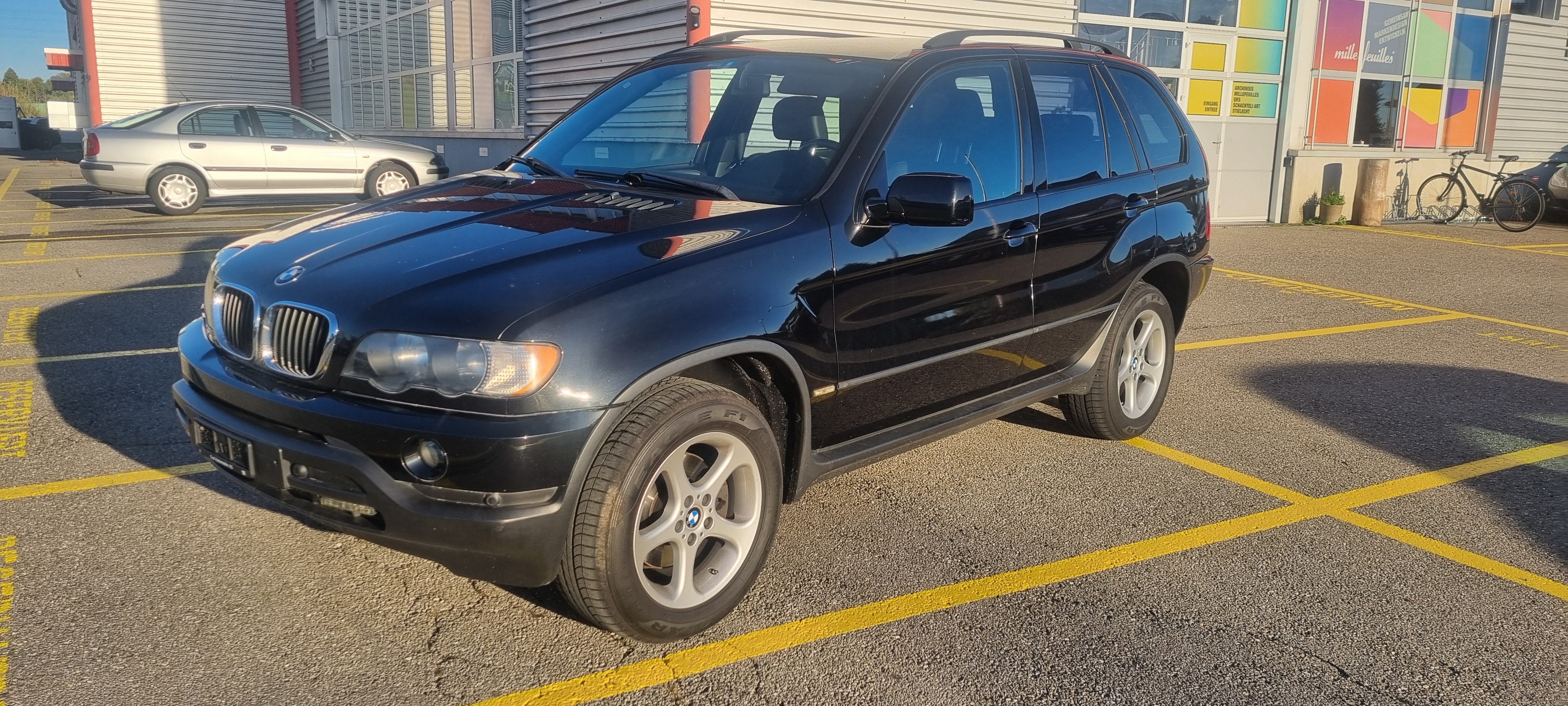 Car photo