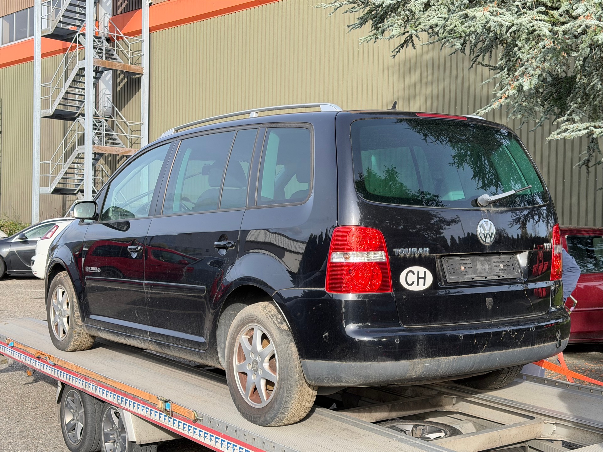 VW Touran 1.4 TSI Trendline-image-2