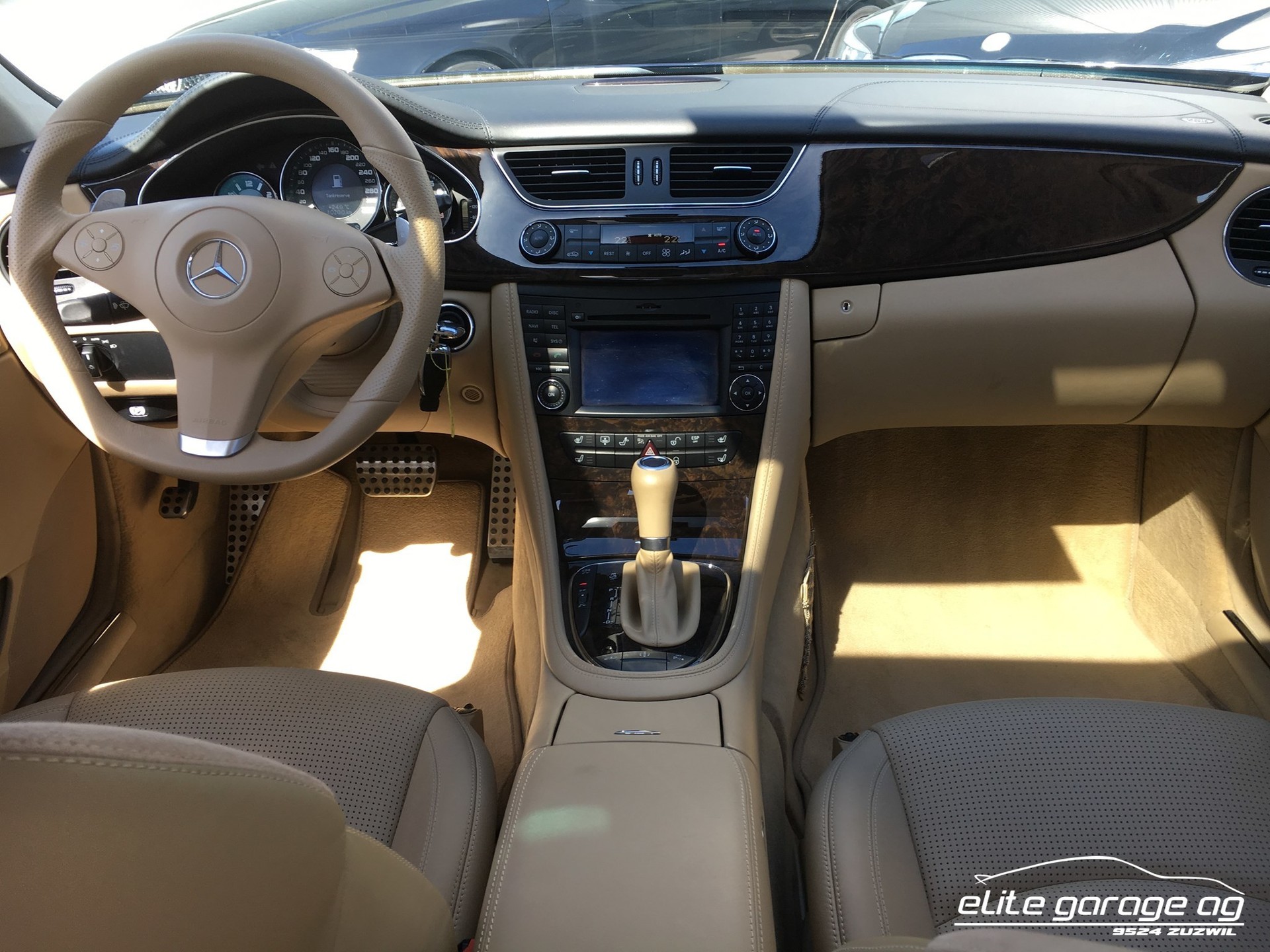 MERCEDES-BENZ CLS 63 AMG-image-9