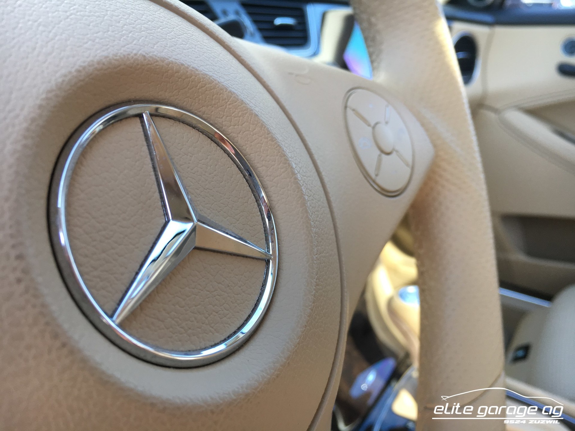 MERCEDES-BENZ CLS 63 AMG-image-13