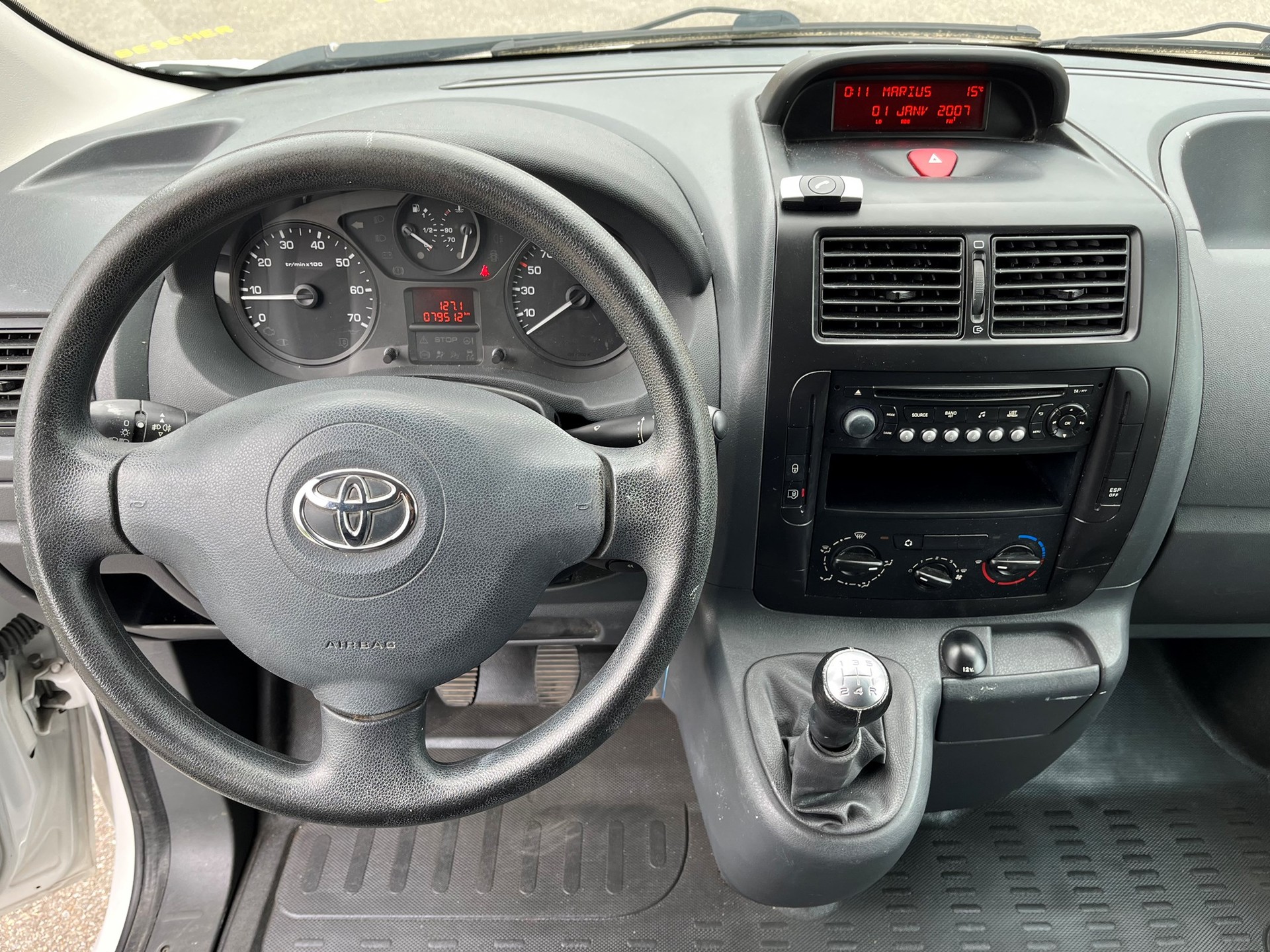 TOYOTA Proace 1.6D Panel Van Terra L1H1-image-5