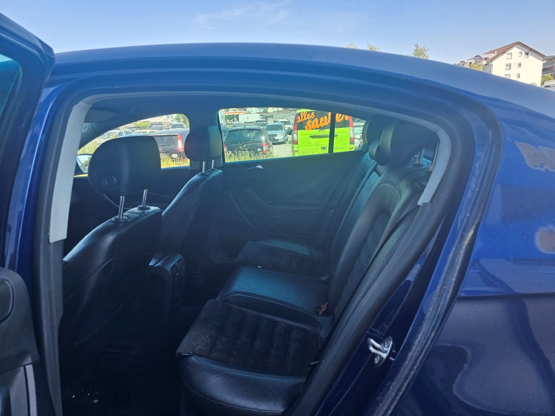VW Passat 2.0 FSI Comfortline-image-11