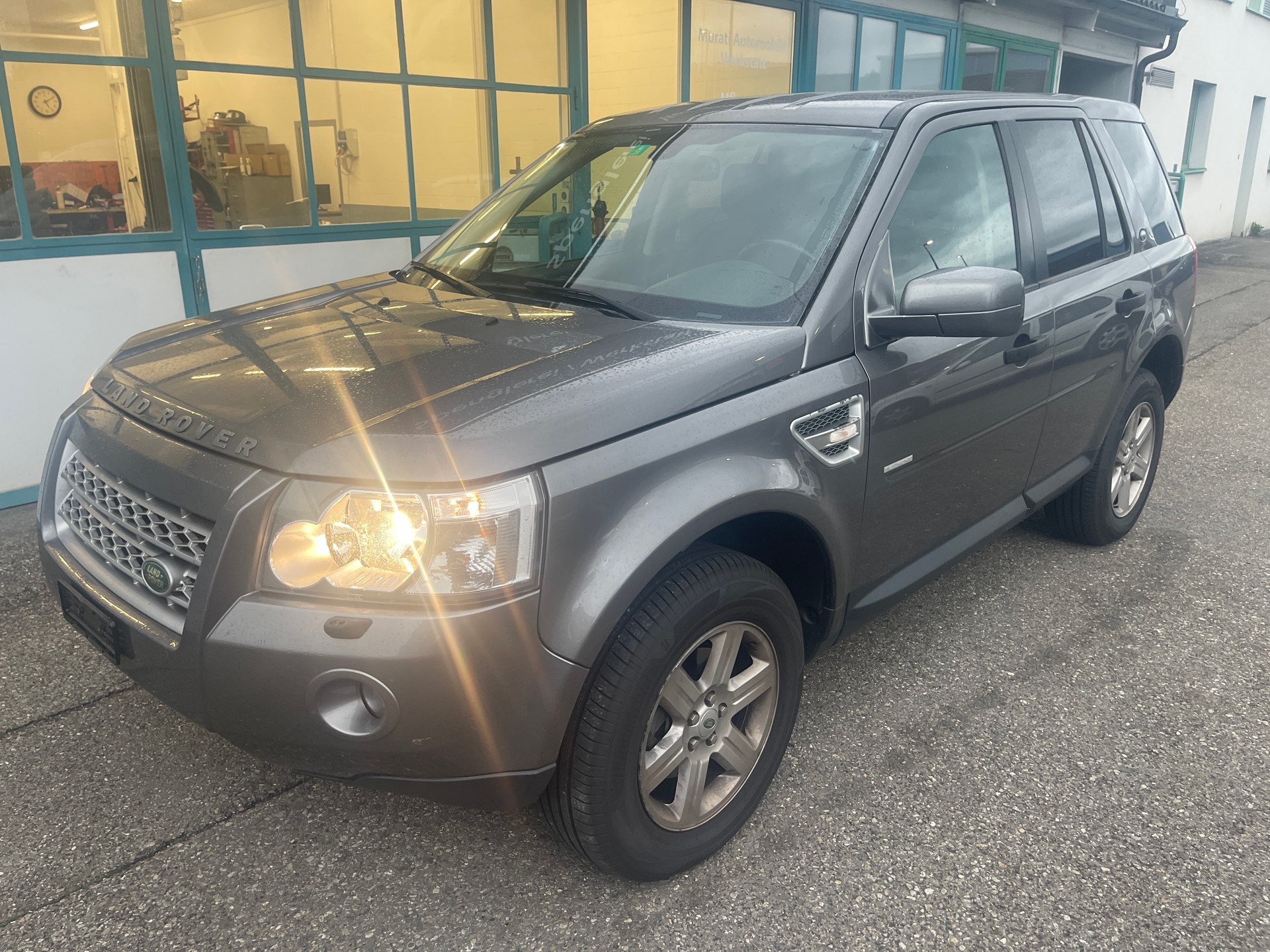 LAND ROVER Freelander 2.2 TD4 S Automatic-image-1