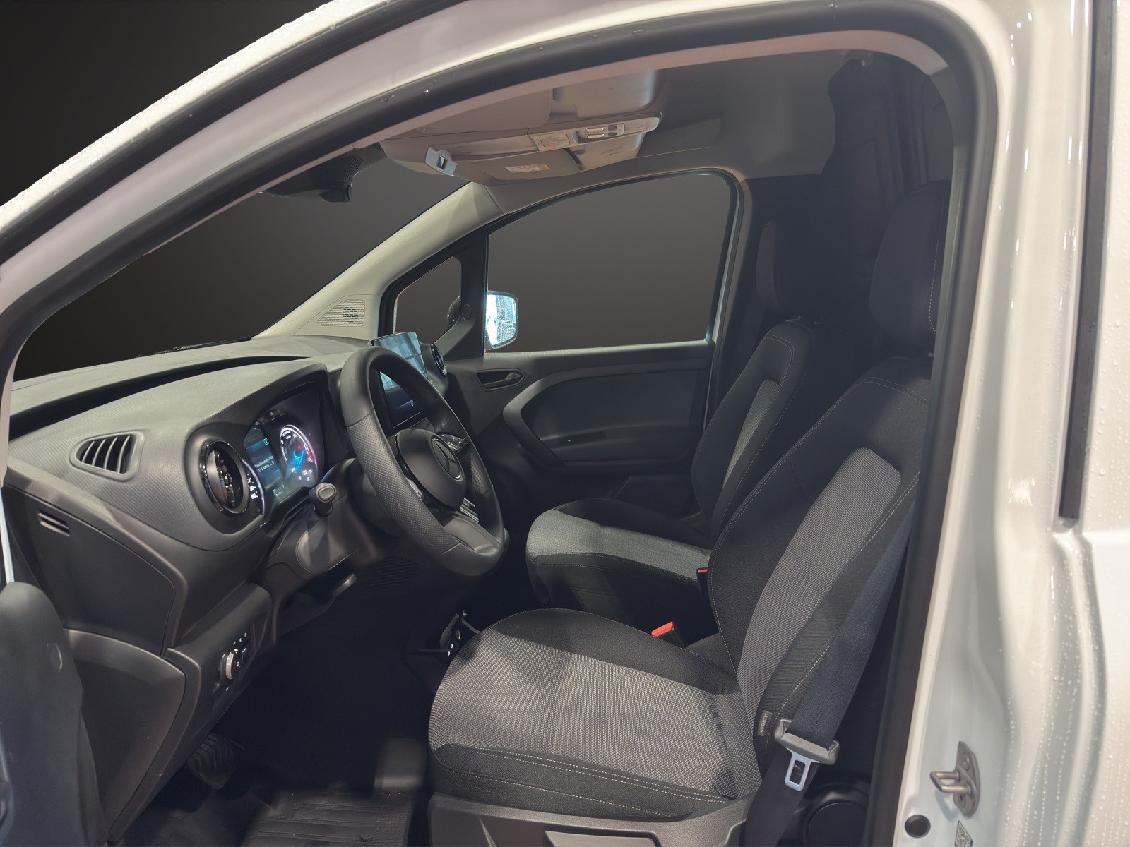 MERCEDES-BENZ eCitan 45kWh Base-image-6