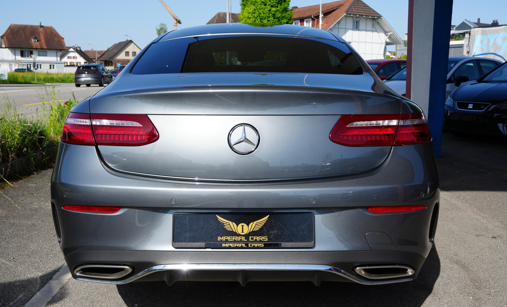MERCEDES-BENZ E 200 Coupé AMG Line 4 Matic 9G-Tronic-image-3