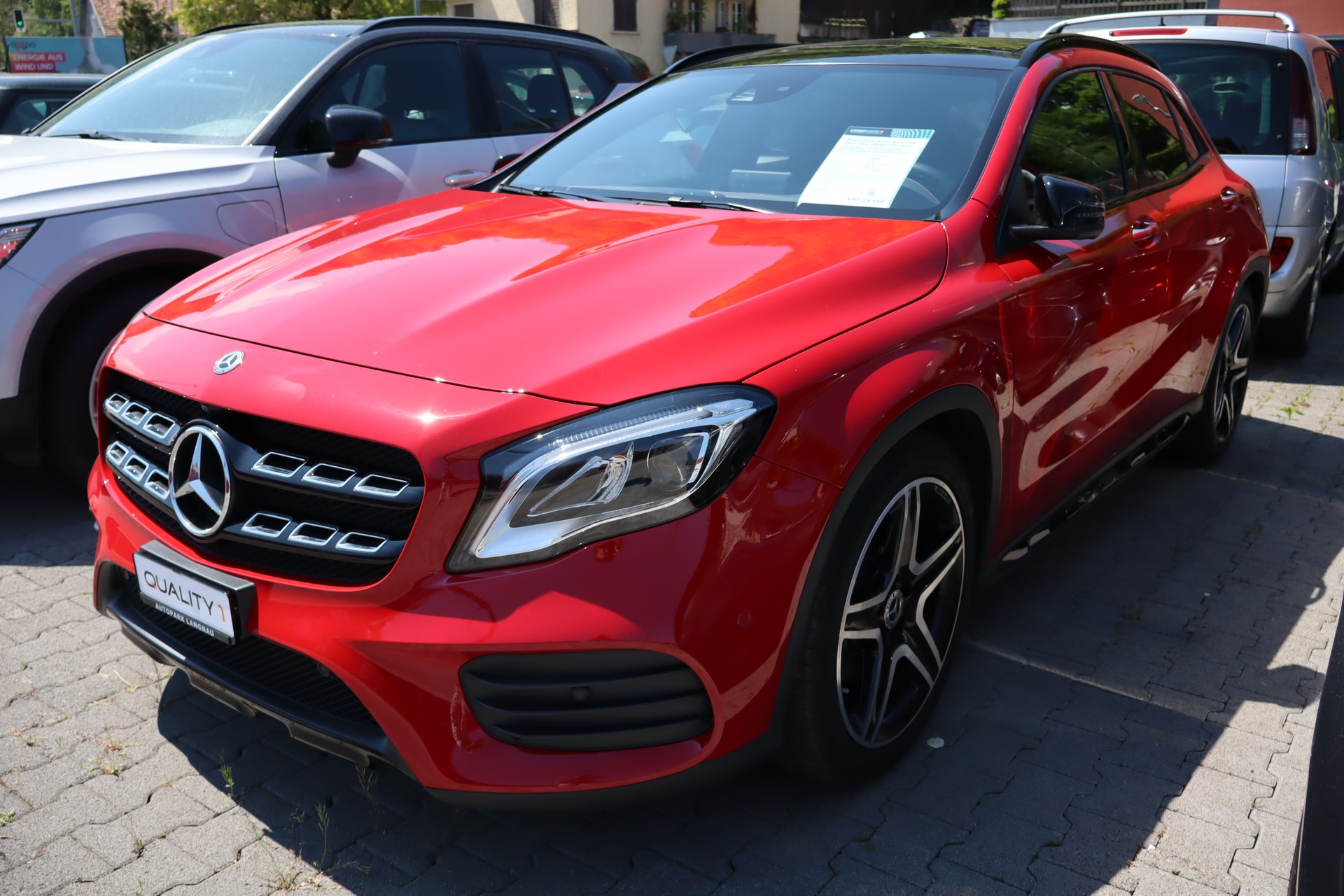 MERCEDES-BENZ GLA 250 AMG Line 4Matic 7G-DCT-image-0