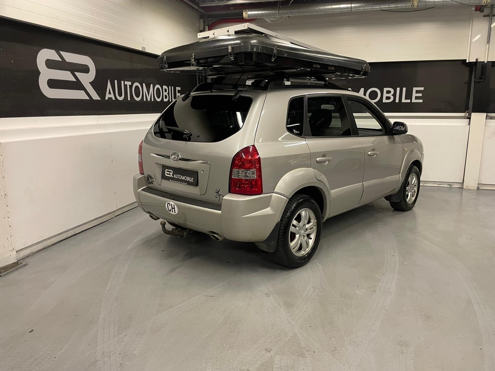 HYUNDAI Tucson 2.0 CRDi VGT Swiss Limited Edition 4WD-image-1