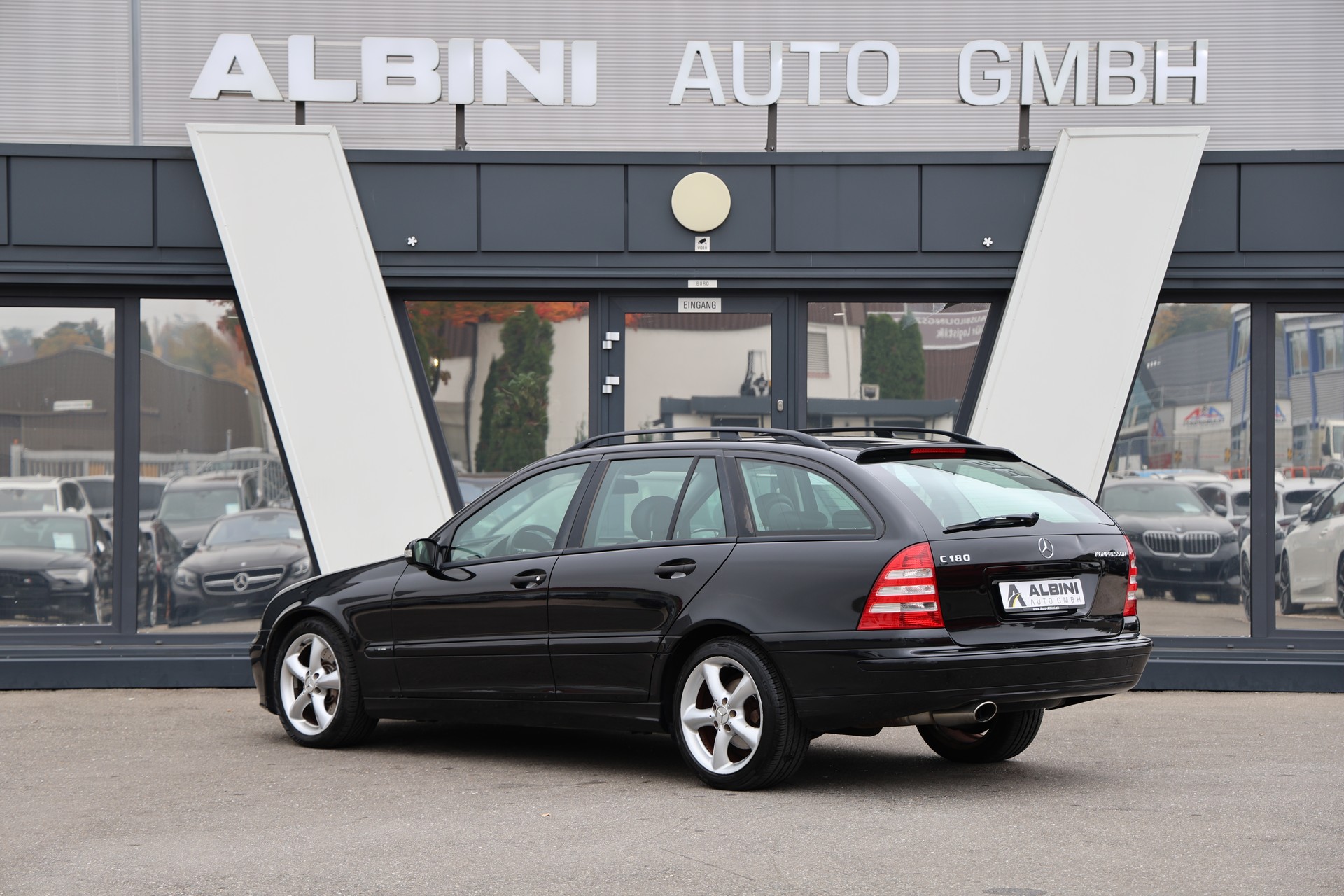 MERCEDES-BENZ C 180 Kompressor Classic*frisch ab MFK*-image-3