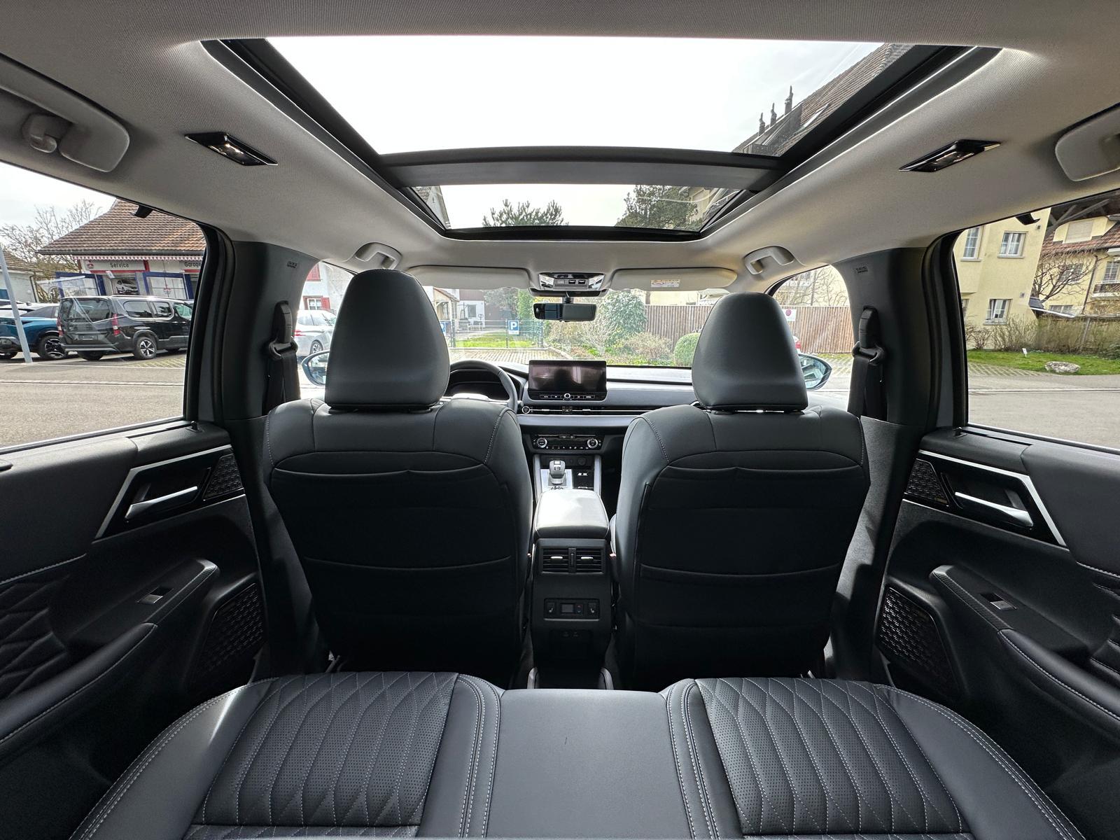 MITSUBISHI Outlander 2.4 PHEV Instyle 4x4-image-10