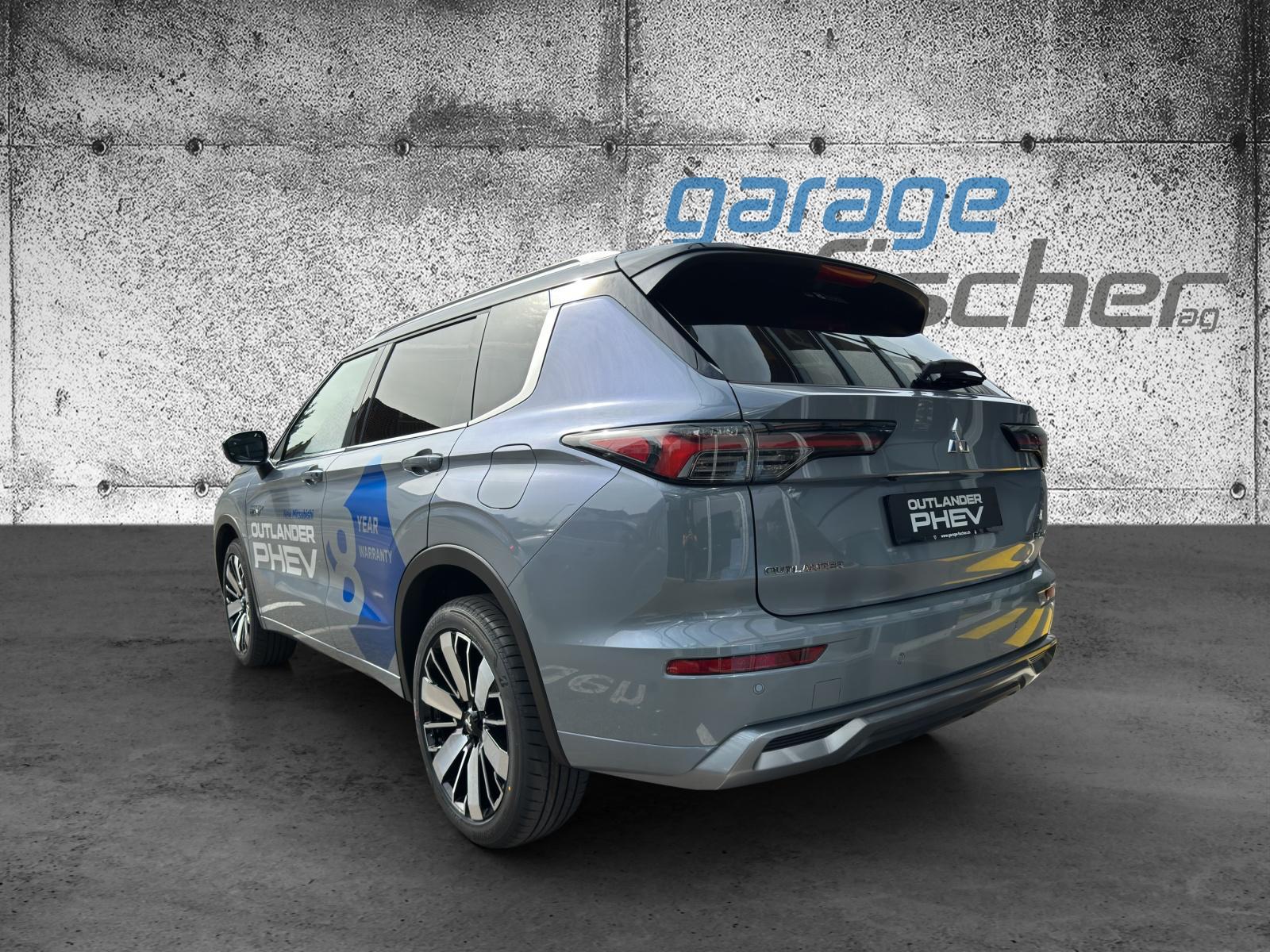 MITSUBISHI Outlander 2.4 PHEV Instyle 4x4-showroom-element-3