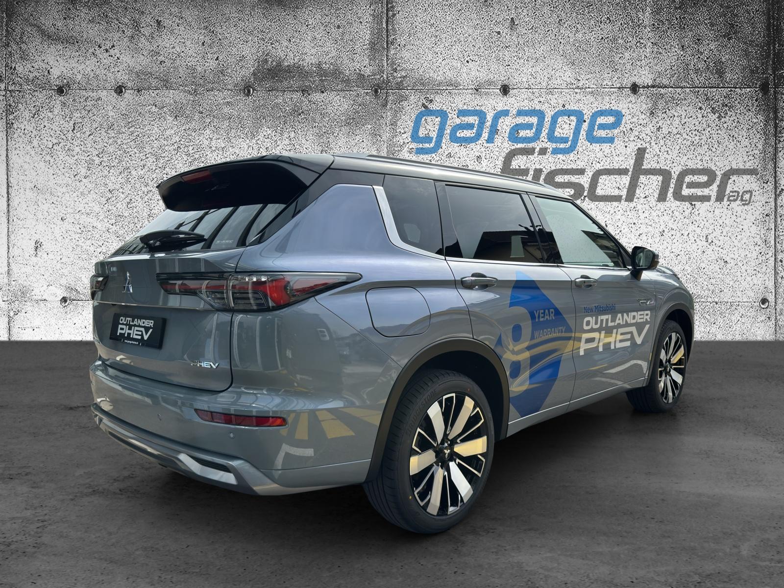 MITSUBISHI Outlander 2.4 PHEV Instyle 4x4-showroom-element-2
