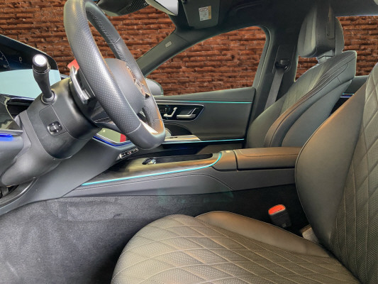 MERCEDES-BENZ E 220 d T 9G-Tronic-image-10