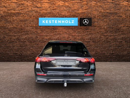 MERCEDES-BENZ E 220 d T 9G-Tronic-image-5