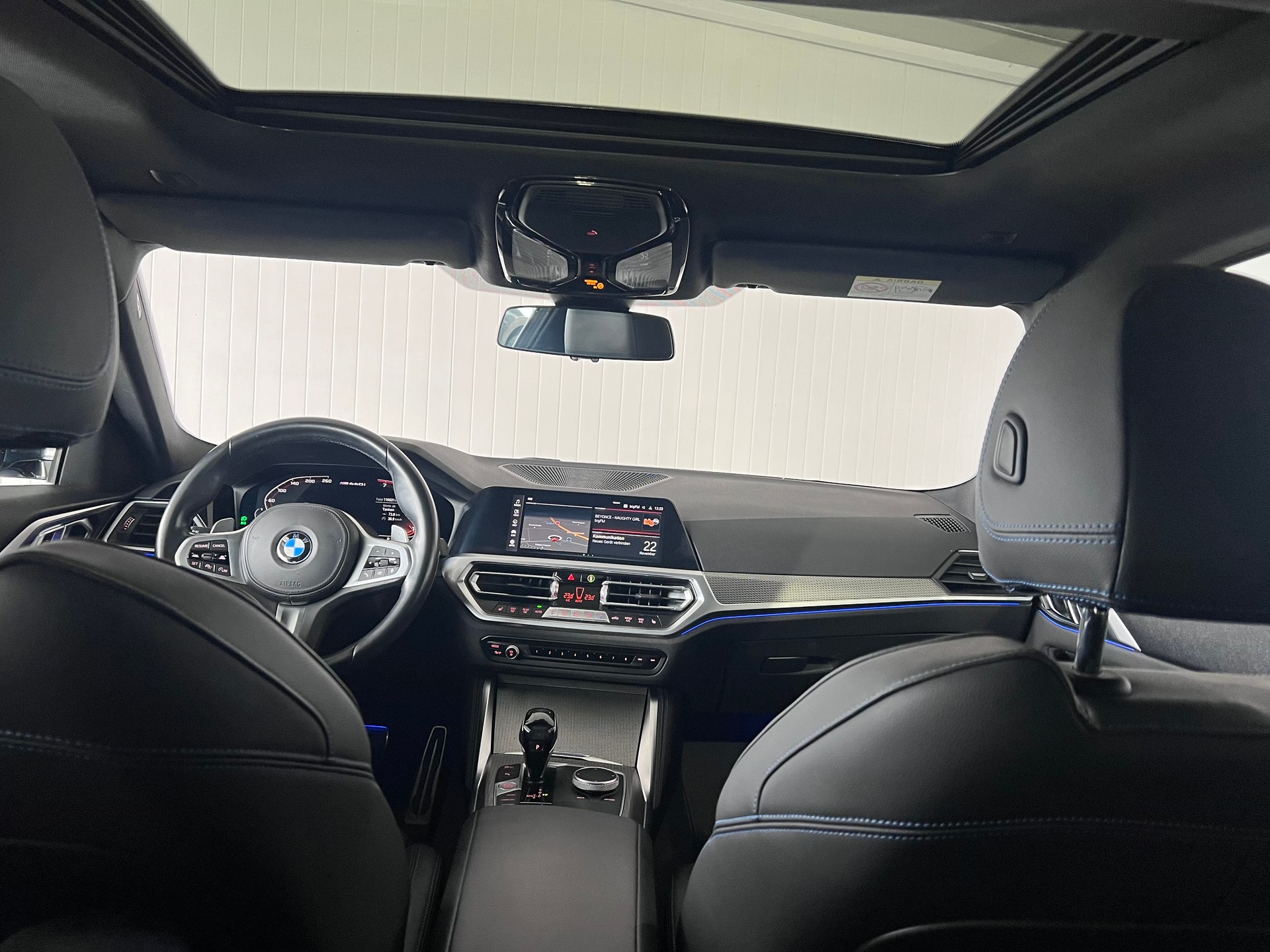 BMW M440i xDrive 48V Coupé Steptronic-image-18