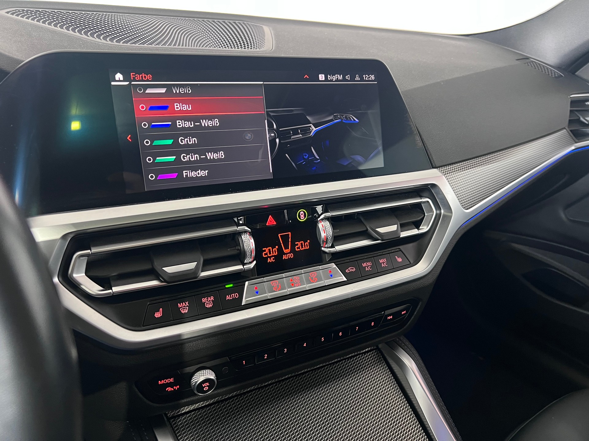 BMW M440i xDrive 48V Coupé Steptronic-image-26
