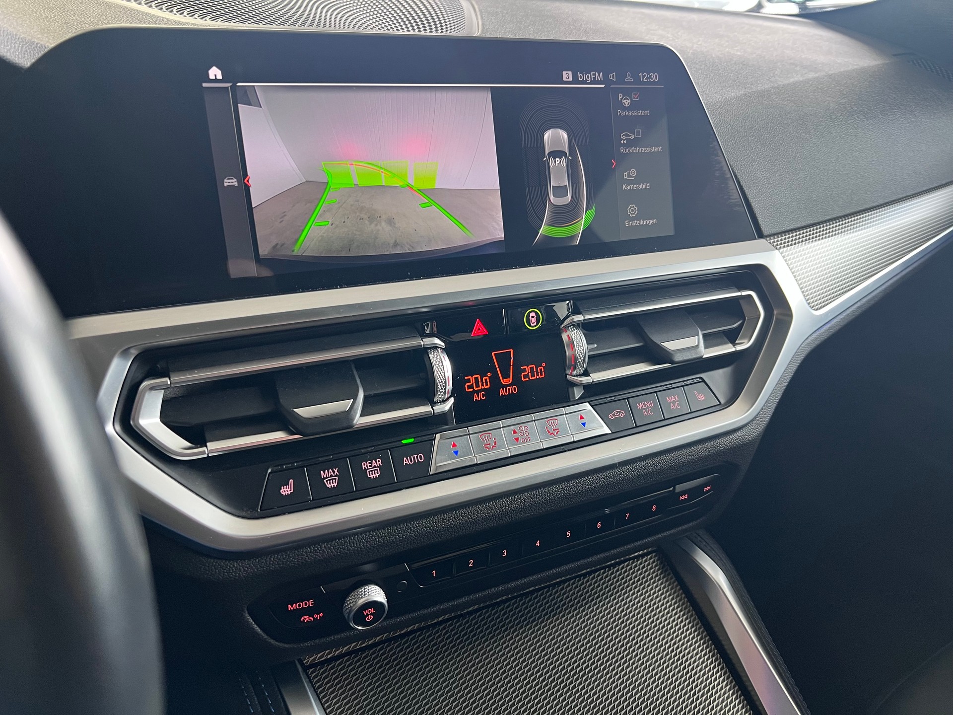BMW M440i xDrive 48V Coupé Steptronic-image-24