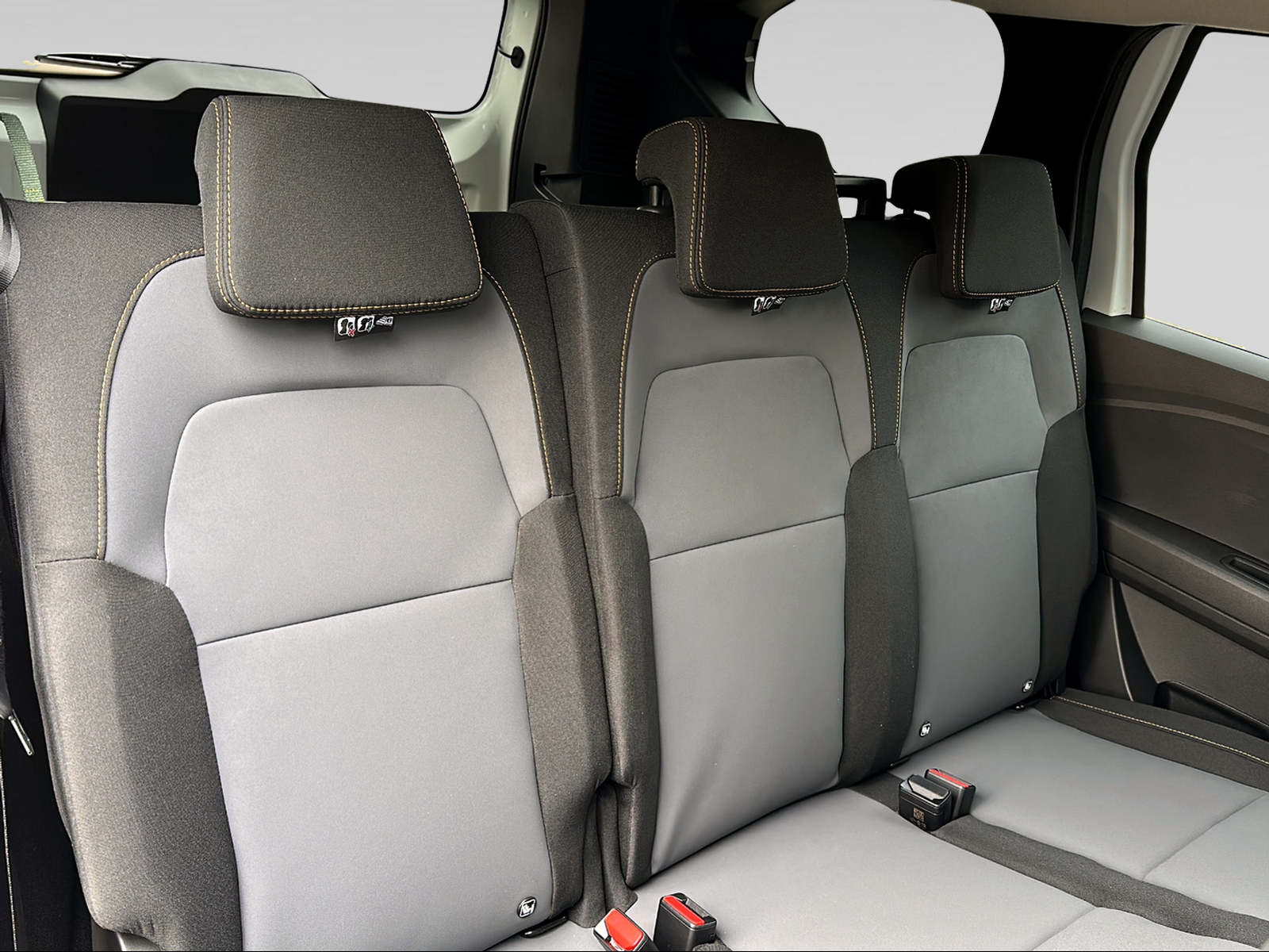 DACIA Jogger extreme hybrid 140 5-Plätzer-image-10