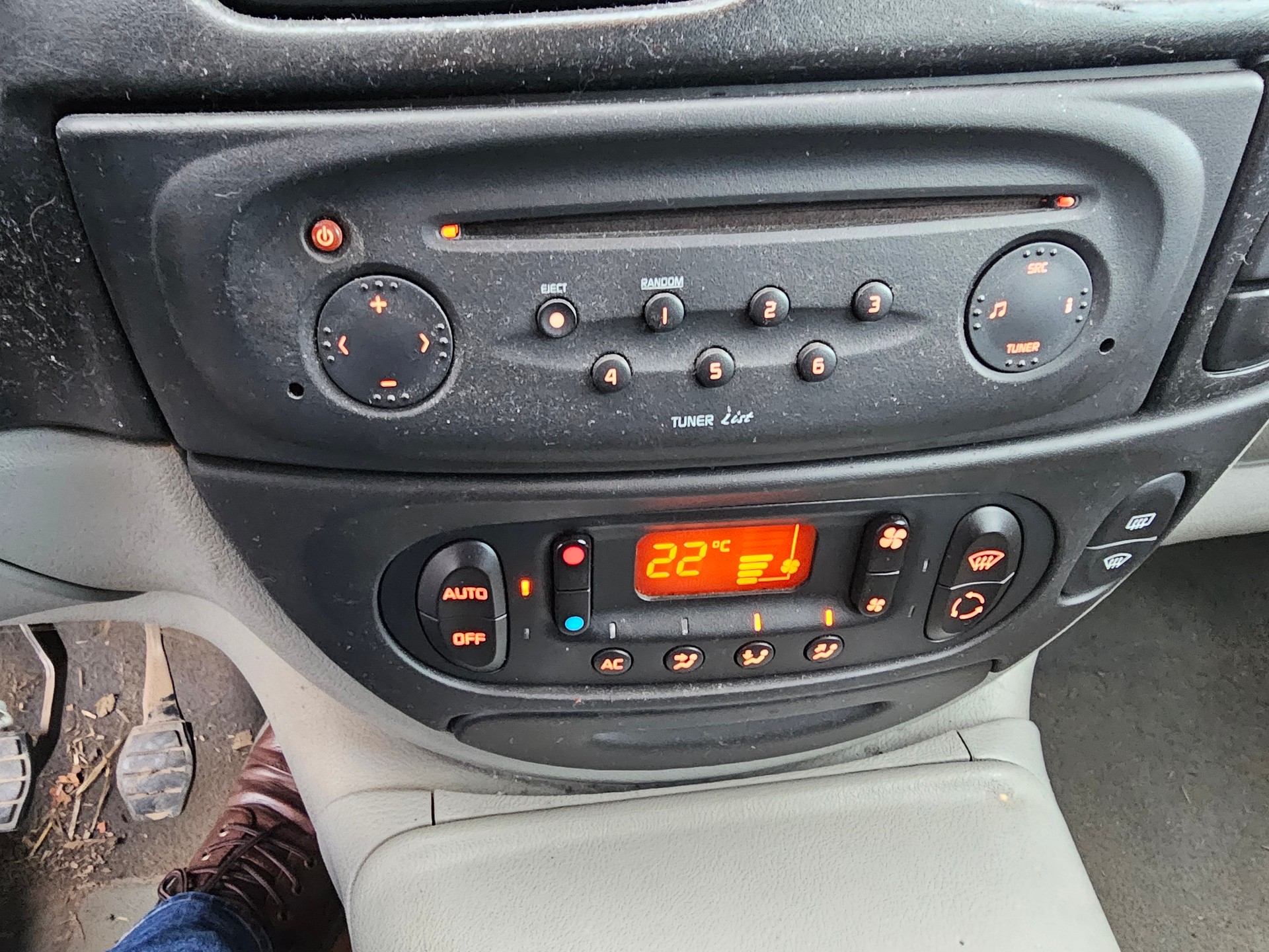 RENAULT Scénic 2.0 16V RX4 Expression-image-8