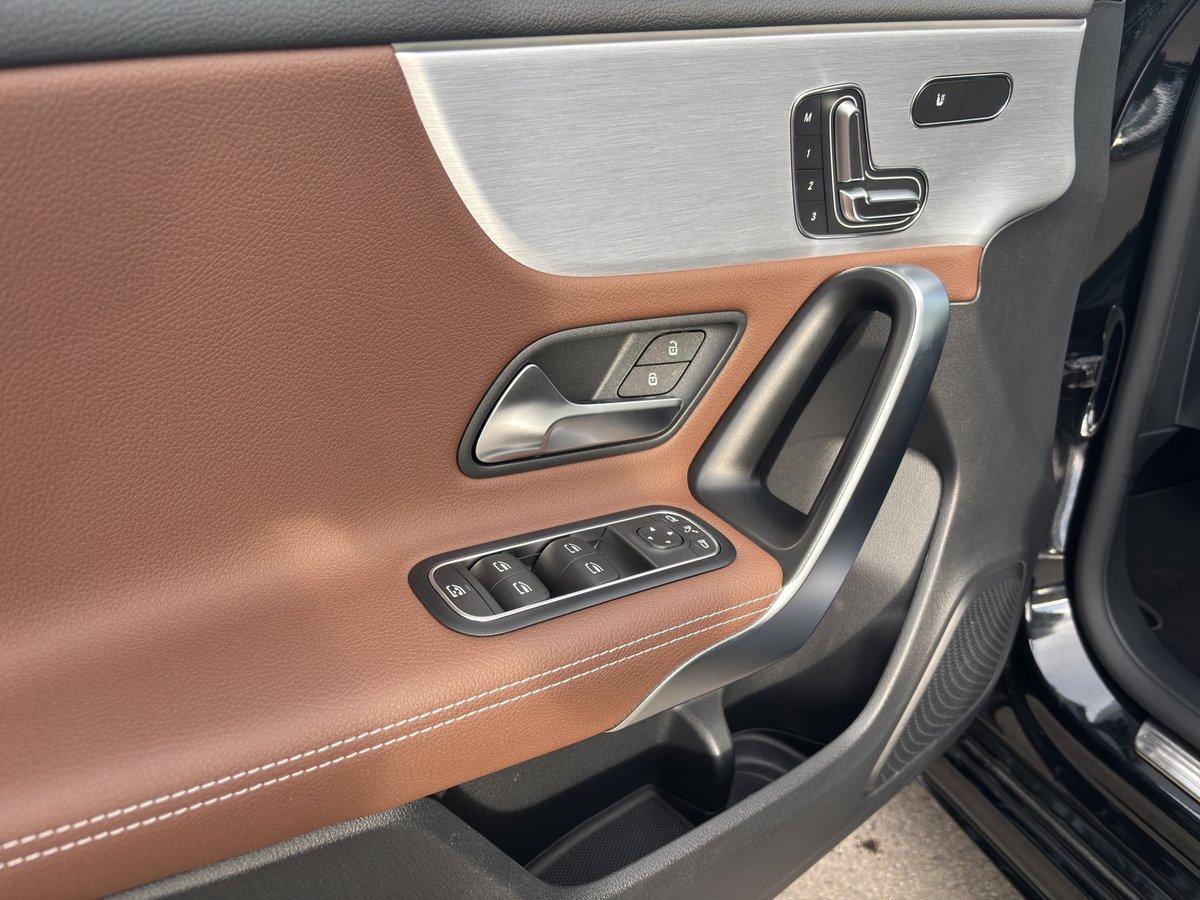 MERCEDES-BENZ A 35 AMG 4matic-image-10