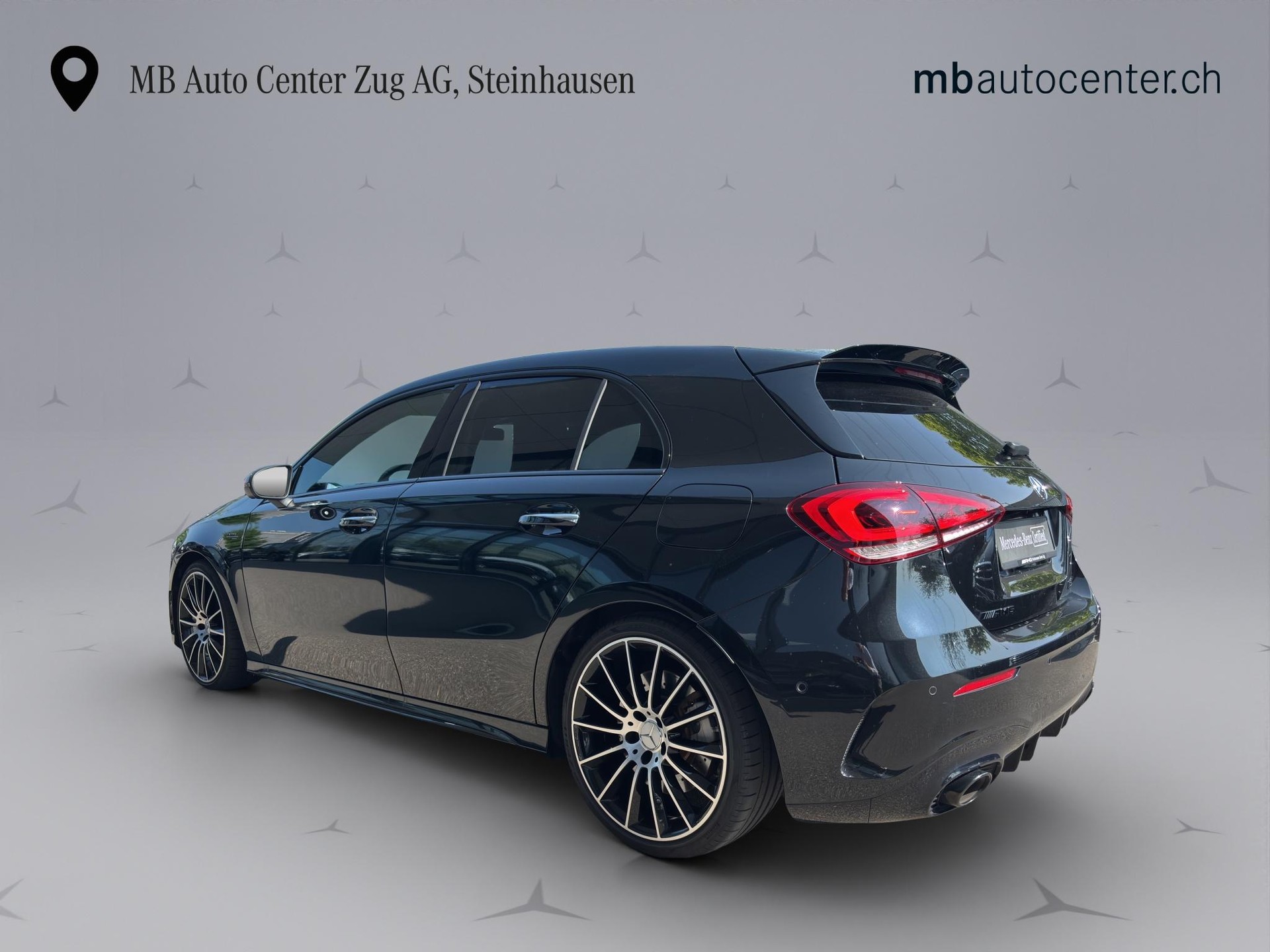 MERCEDES-BENZ A 35 AMG 4matic-image-2