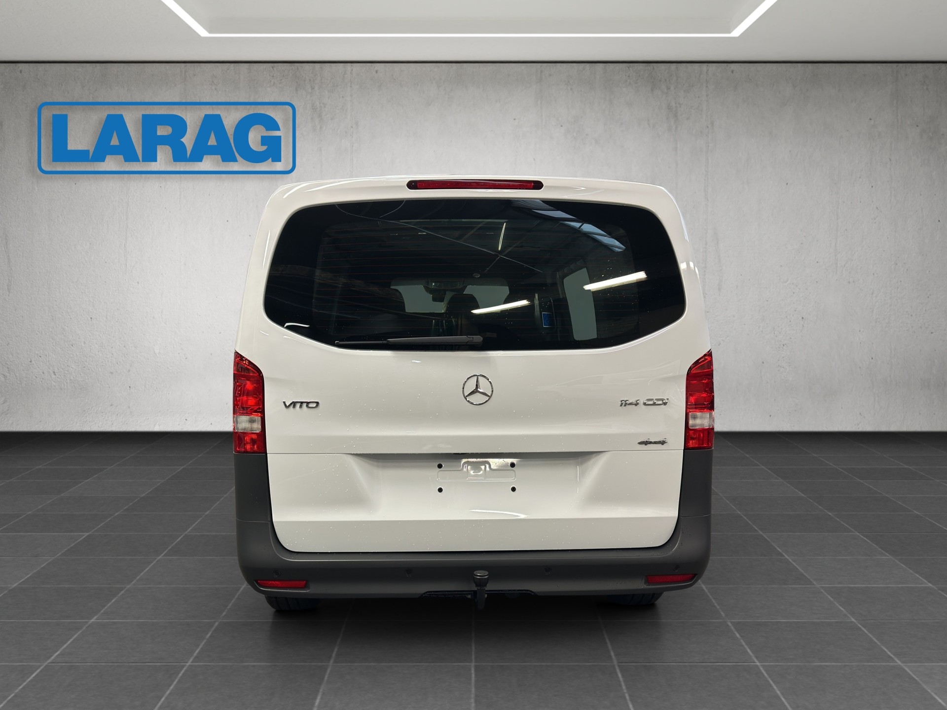 MERCEDES-BENZ Vito 114 CDI Extralang Pro 9G-Tronic 4M-image-4