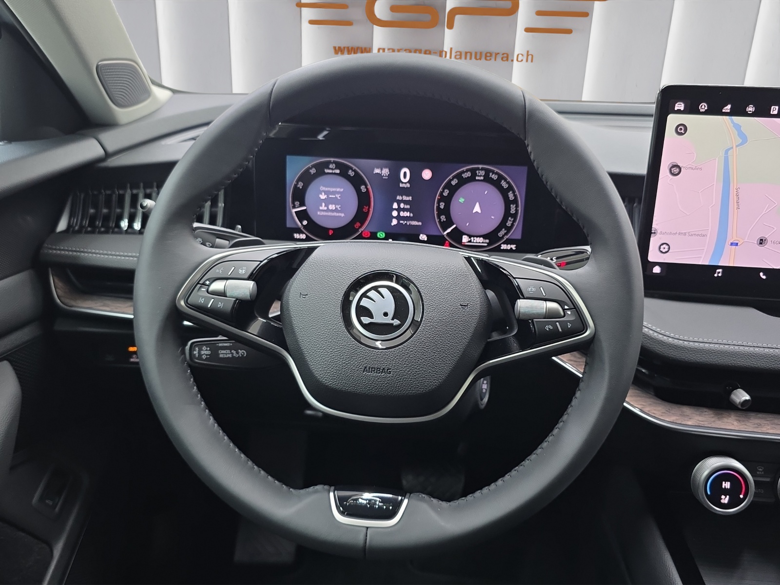 SKODA Superb Combi 2.0 TSI L & K 4x4 DSG-image-7