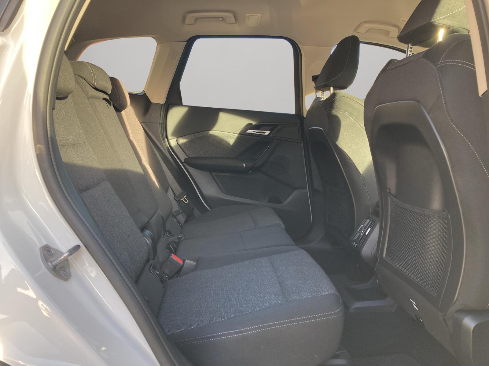 BMW X1 20d xDrive-image-11