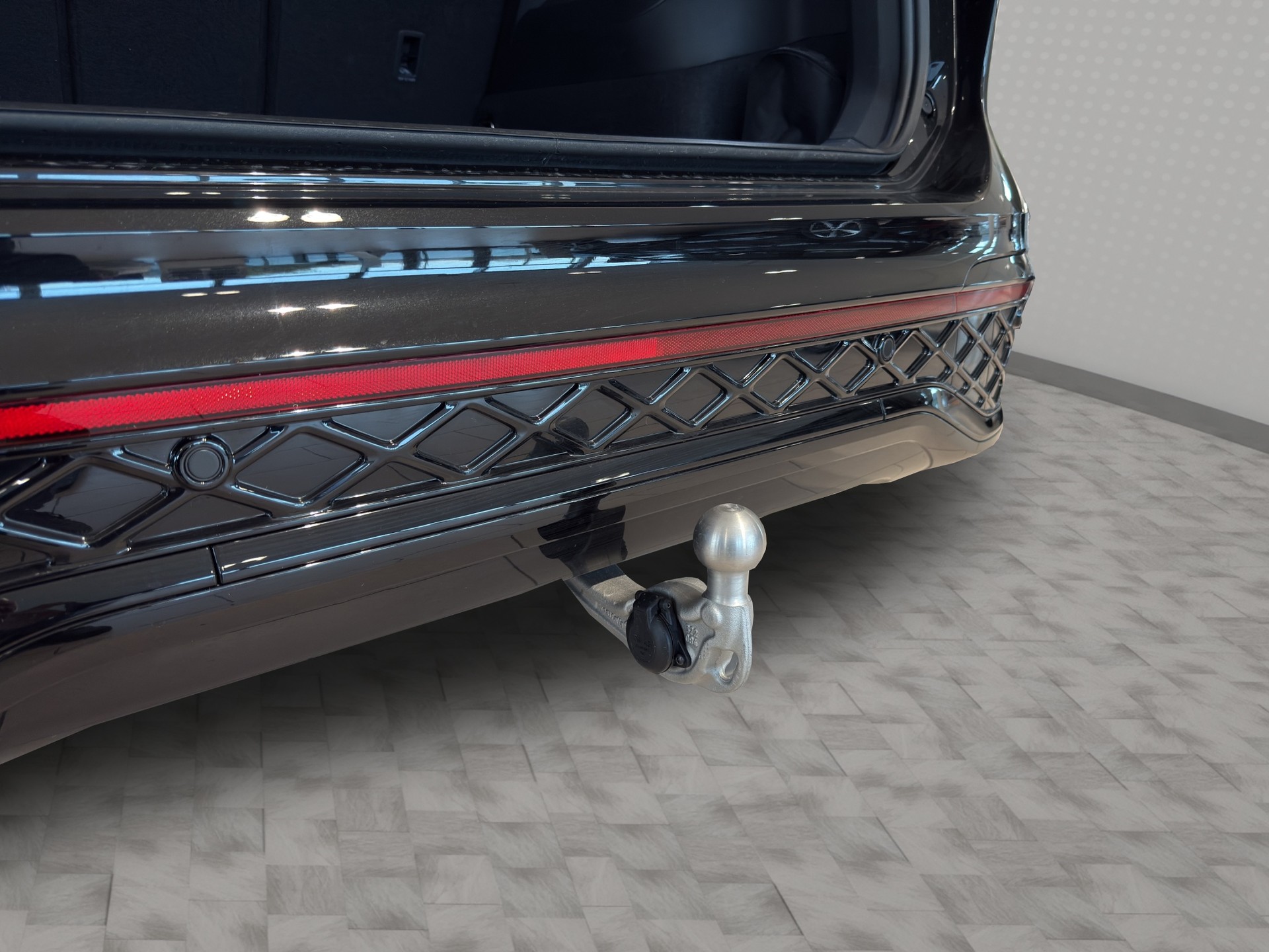 VW Tiguan 2.0 TSI DSG R-Line 4Motion-image-20