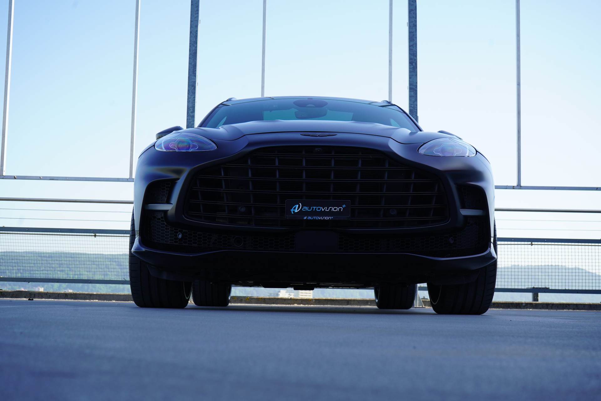 ASTON MARTIN DBX 707 4.0 V8 BI-TURBO BLACK l 707 PS-image-10