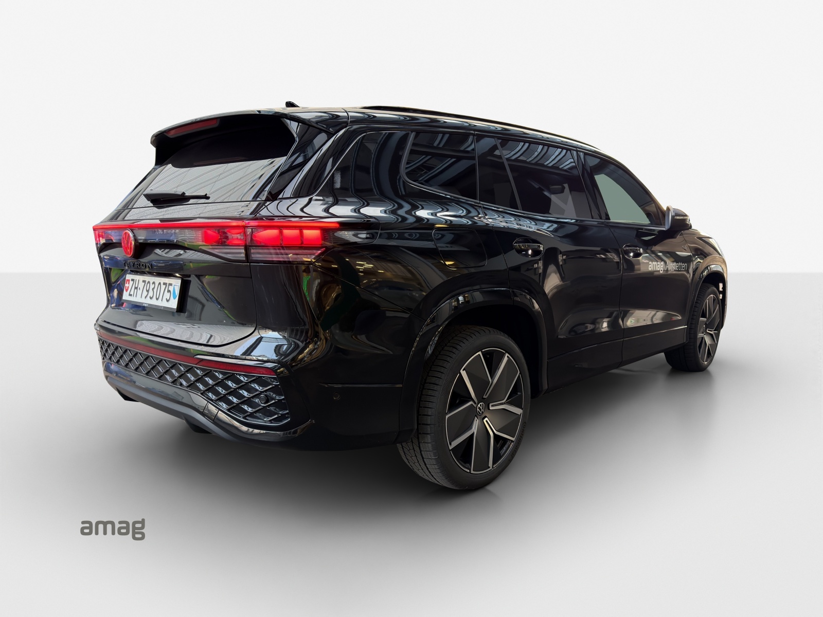 VW Tayron 2.0 TSI R-Line DSG 4Motion-image-4