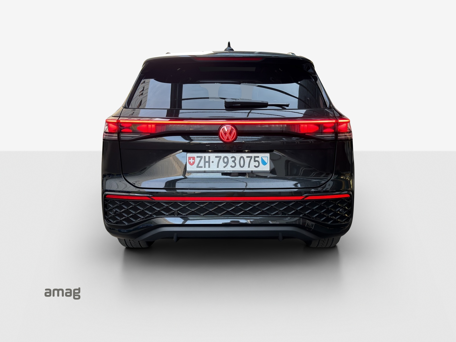 VW Tayron 2.0 TSI R-Line DSG 4Motion-image-3
