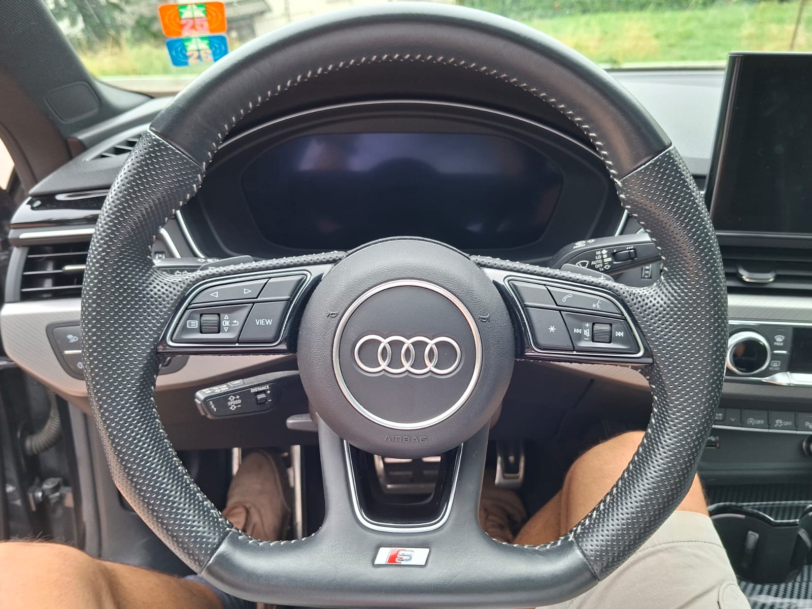 AUDI A5 Sportback 45 TFSI S-tronic Sport quattro-image-12
