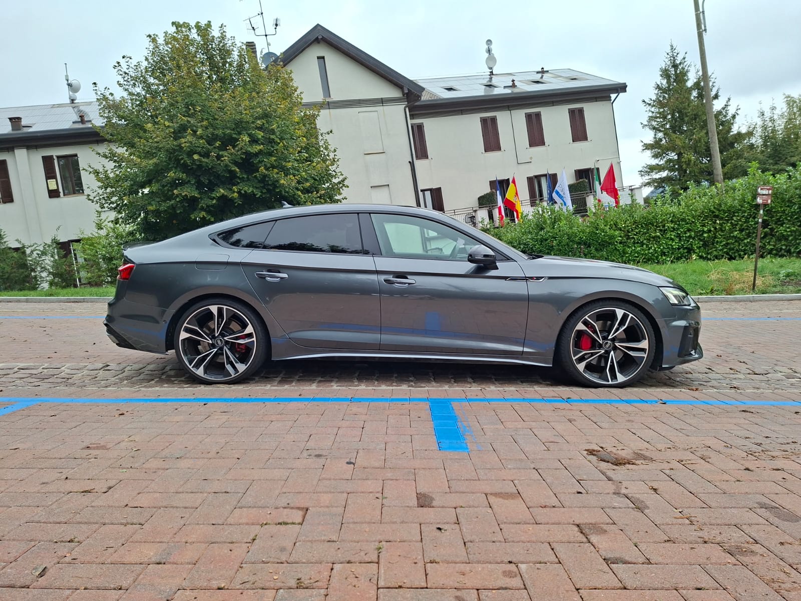 AUDI A5 Sportback 45 TFSI S-tronic Sport quattro-image-3