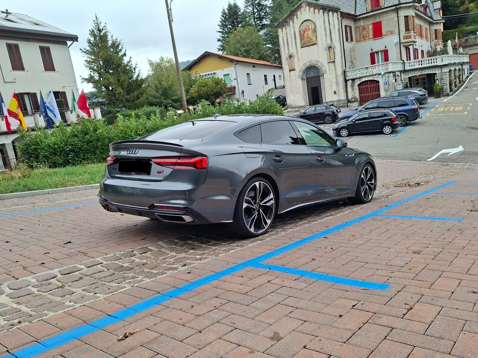 AUDI A5 Sportback 45 TFSI S-tronic Sport quattro-image-4