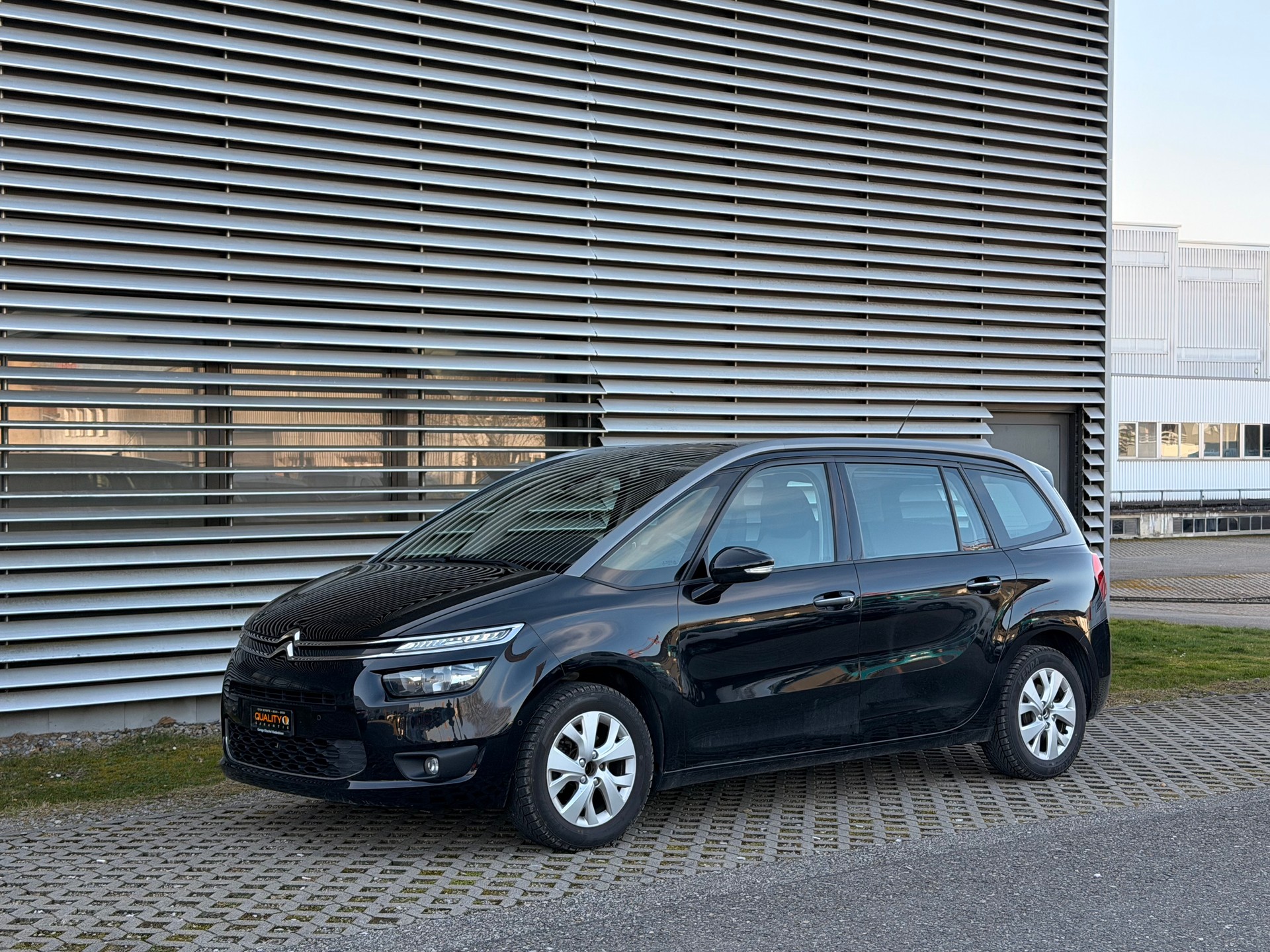 CITROEN Grand C4 Picasso 1.6 e-HDi Exclusive EGS6-image-2