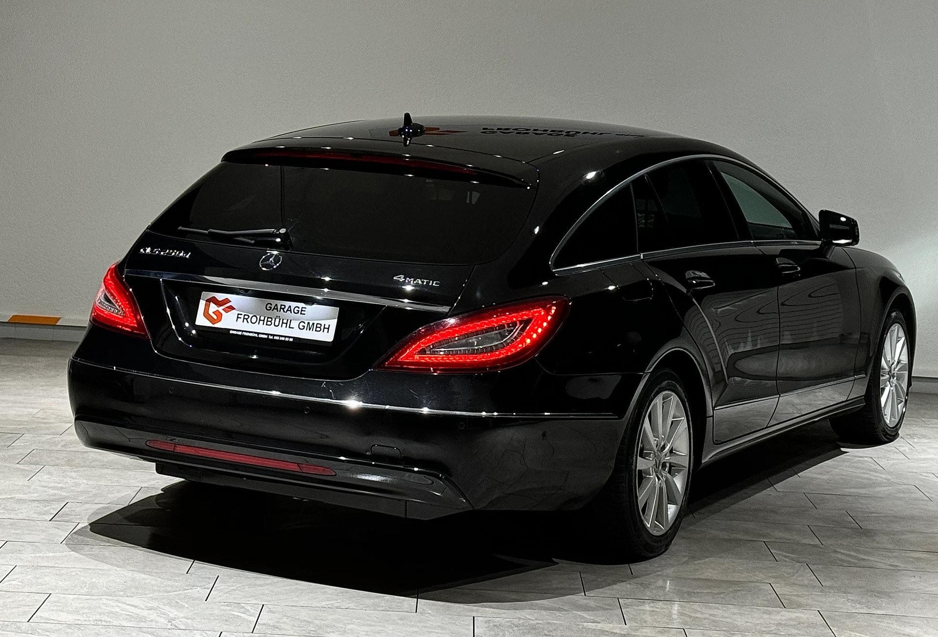 MERCEDES-BENZ CLS Shooting Brake 250 BlueTEC 4Matic 7G-Tronic-image-3