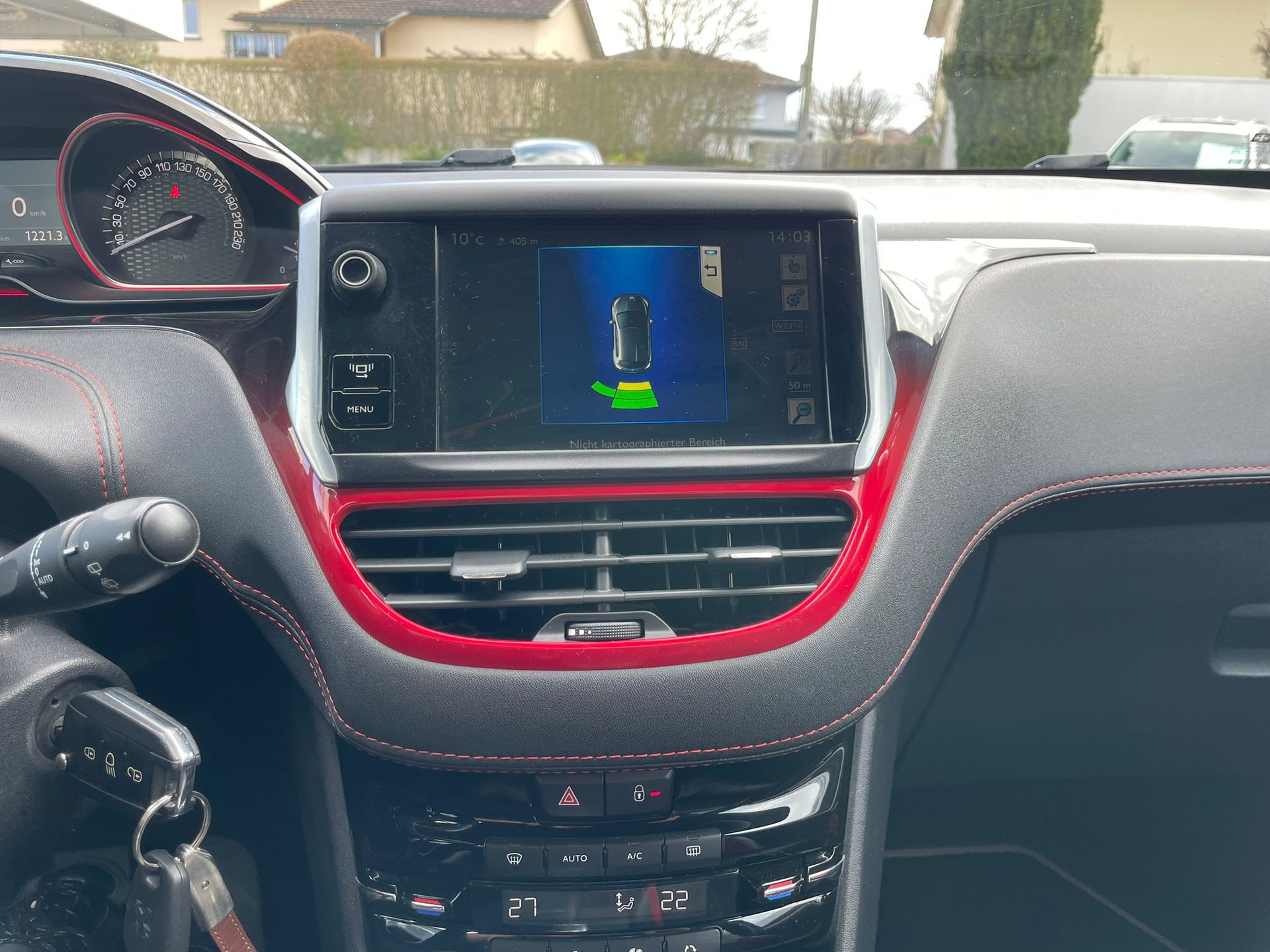 PEUGEOT 208 1.6 Turbo GTi-image-13