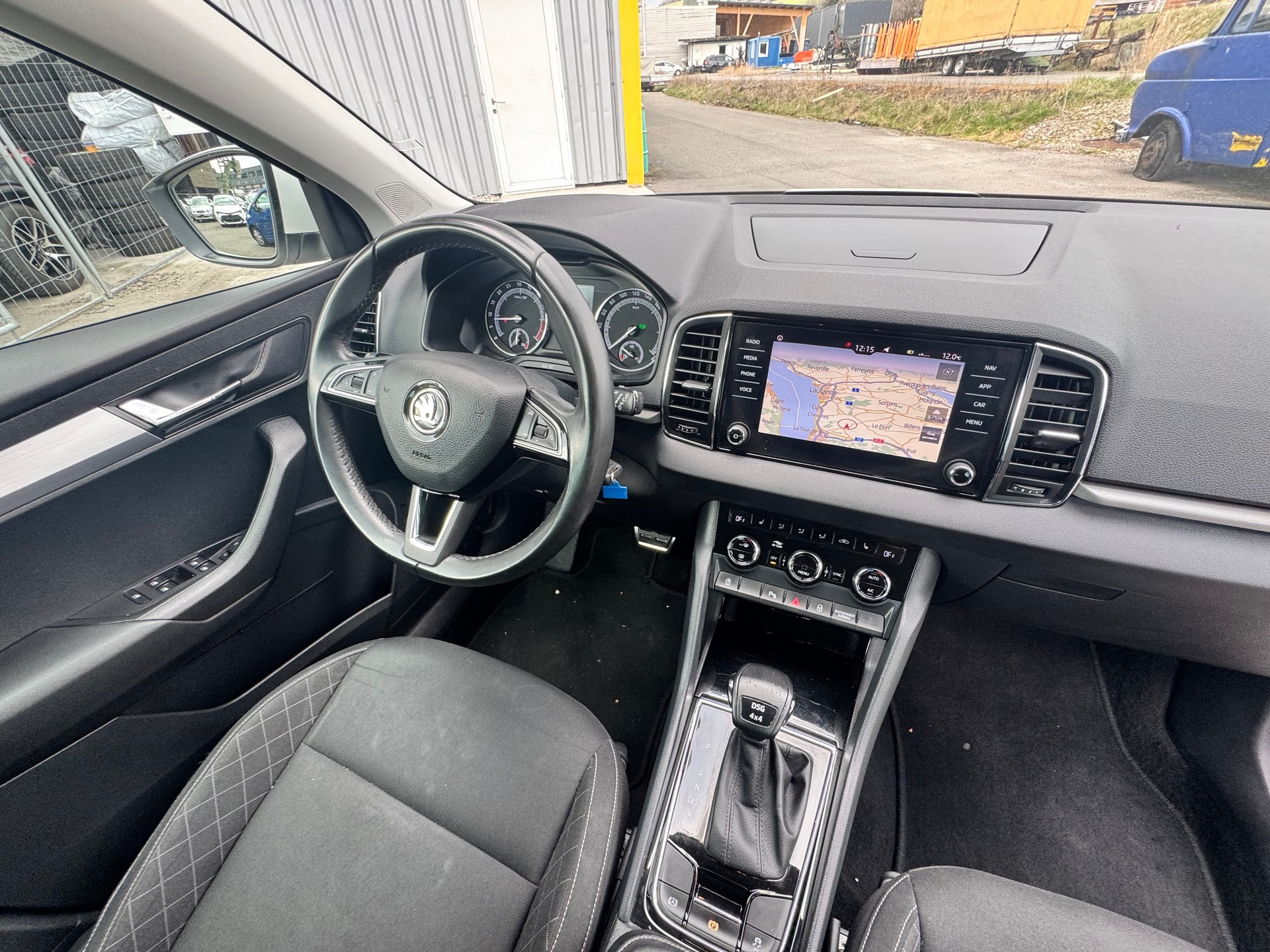 SKODA Karoq 2.0 TDI CR Ambition 4x4 DSG-image-7