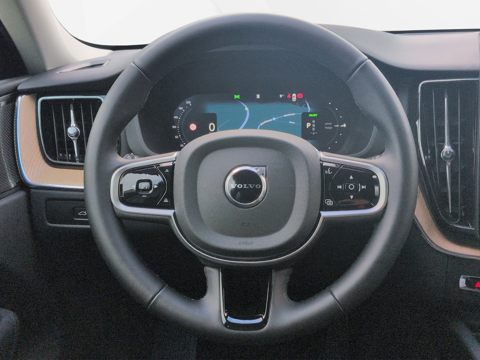 VOLVO XC60 2.0 T8 TE Plus Dark eAWD-image-11