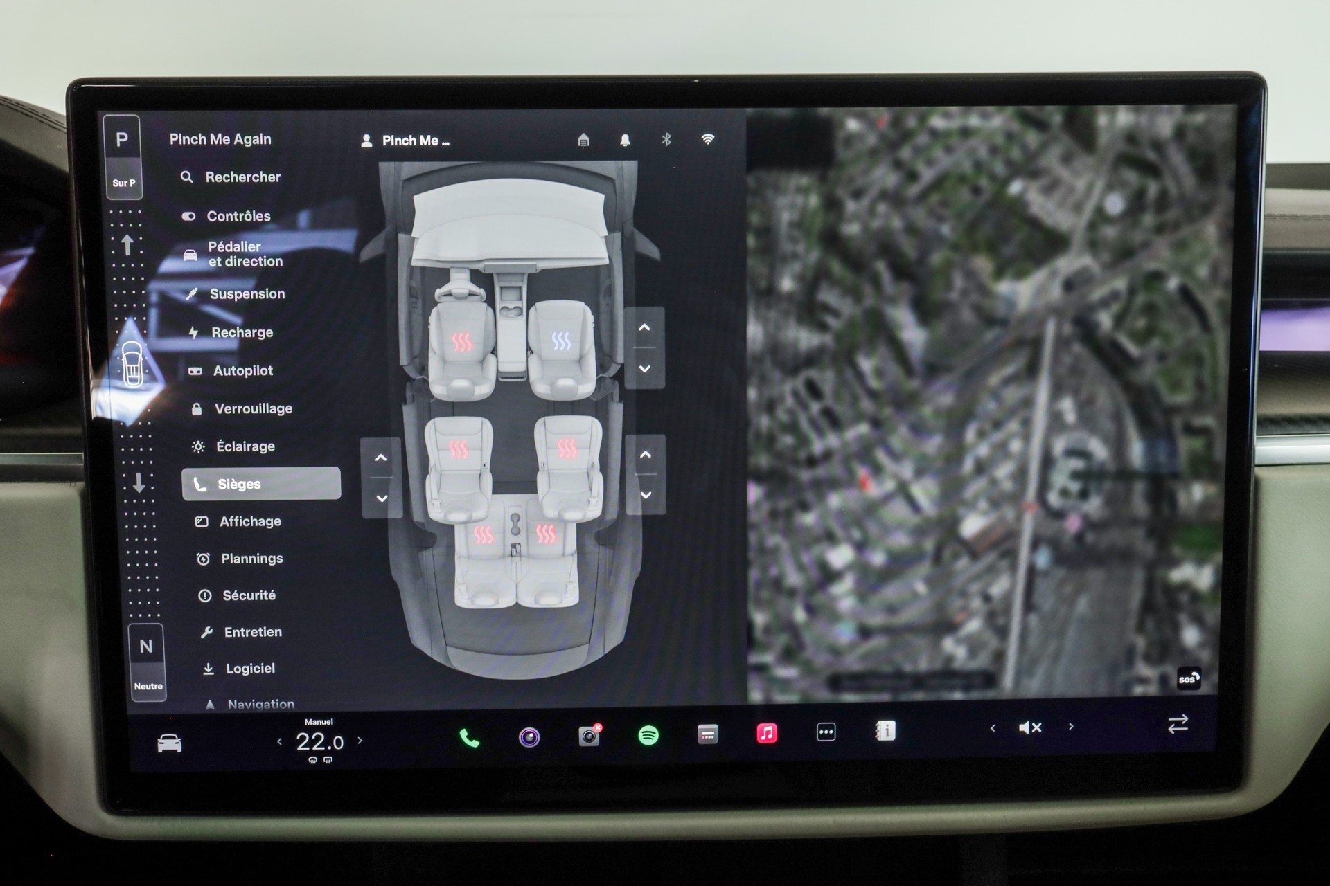 TESLA Model X 100kWh Plaid-image-20