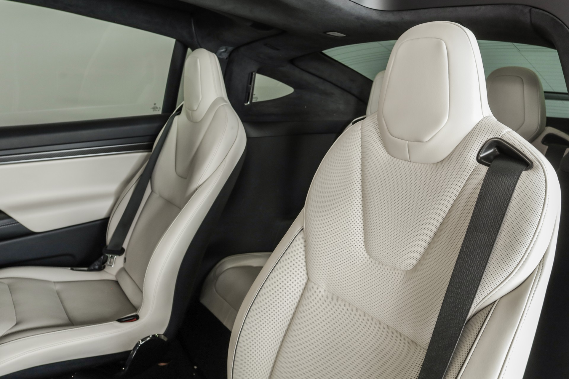 TESLA Model X 100kWh Plaid-image-10