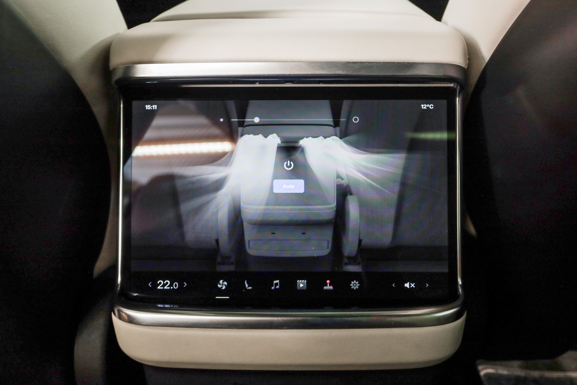 TESLA Model X 100kWh Plaid-image-15