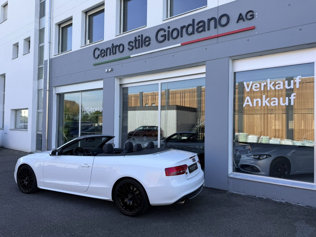 AUDI S5 Cabrio 3.0 TFSI quattro S-tronic-image-2